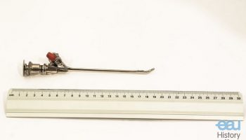 Infant uretero-irrigating cystoscope