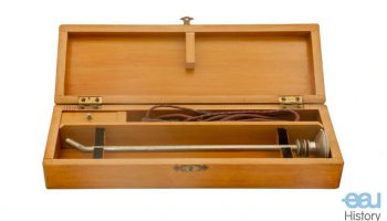 Inspecting Nitze-cystoscope