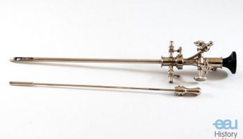 Irrigating cystoscope