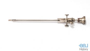 Irrigating-uretero-cystoscope