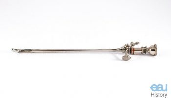 Irrigating uretero-cystoscope