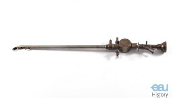 Test model of an irrigating uretero-cystoscope