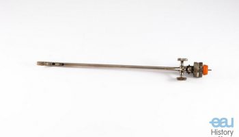 Irrigating uretero-cystoscope