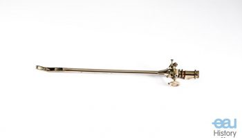 Irrigating uretero-cystoscope