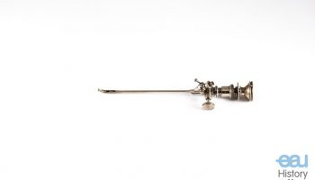 Infant irrigating uretero-cystoscope