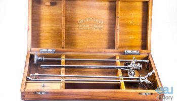 Uretero irrigating cystoscope