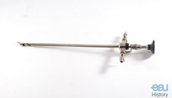 Irrigating cystoscope