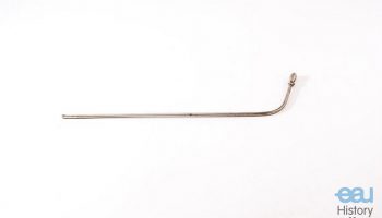 Extraction tube for open urethroscopes