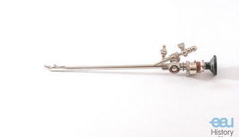 Irrigating uretero-cystoscope