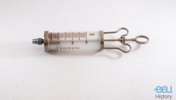 Vesical syringe
