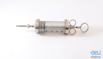 Vesical syringe